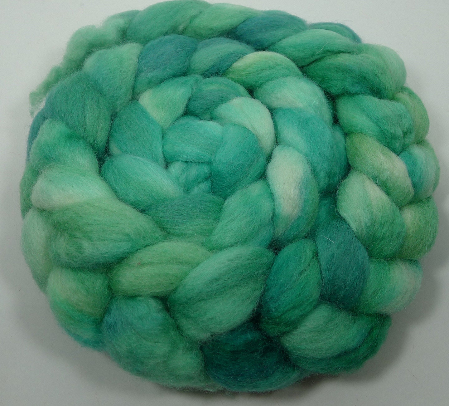 Gradient-Dyed 75/25 BFL/Silk Roving 4oz  (SKU 216)