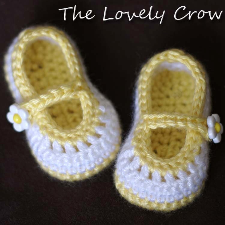 Newborn Booties Crochet Pattern for Baby Teaparty Maryjanes -  4 sizes - Newborn to 12 months. 2 strap style options included. digital