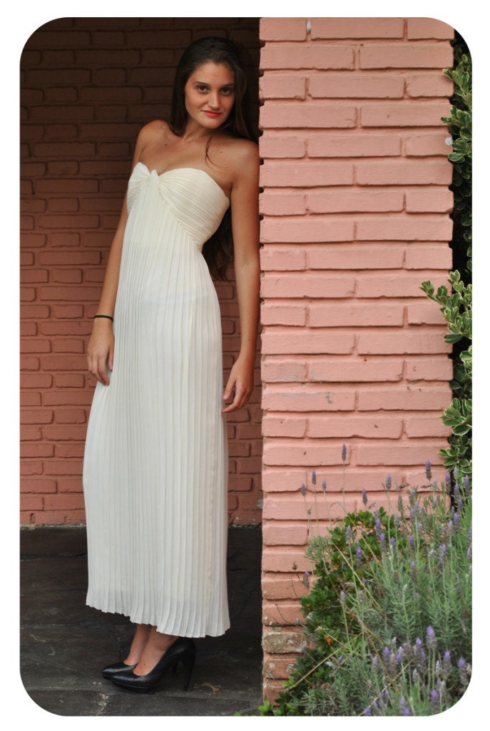 Sale 30% OFF  Vintage 1990s Goddess Grecian Accordion Pleated Maxi Dress Gown Ivory White Bridal S M