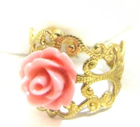 Romantic pink cabochon filigree golden rose adjustable ring
