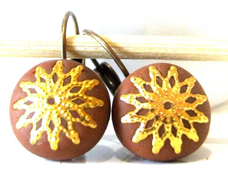 Brown camel antique earrings