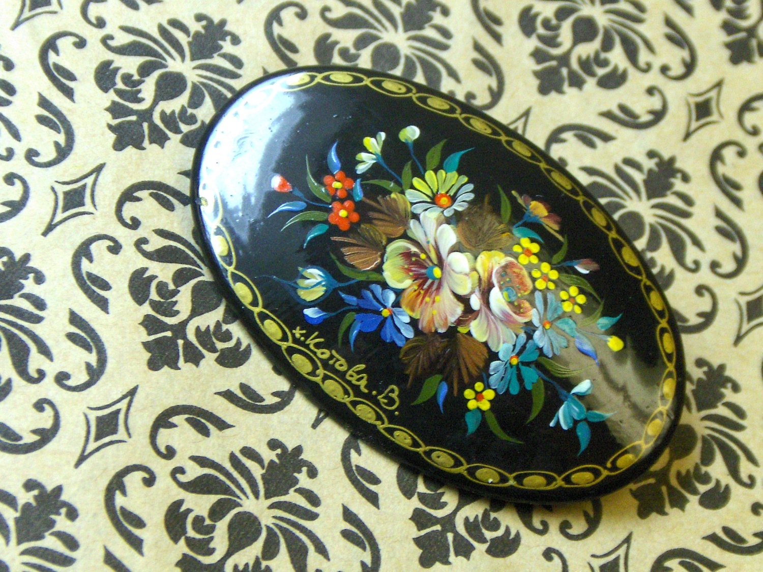 10 Dollar Super CLEARANCE SALE -  Vintage Brooch. Hand painted wooden Made in Soviet Union, Russia.