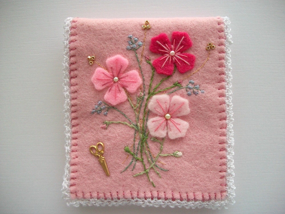 Needle Book Pink Felt with Felt Flowers and Embroidery Crochet Lace Border Handsewn