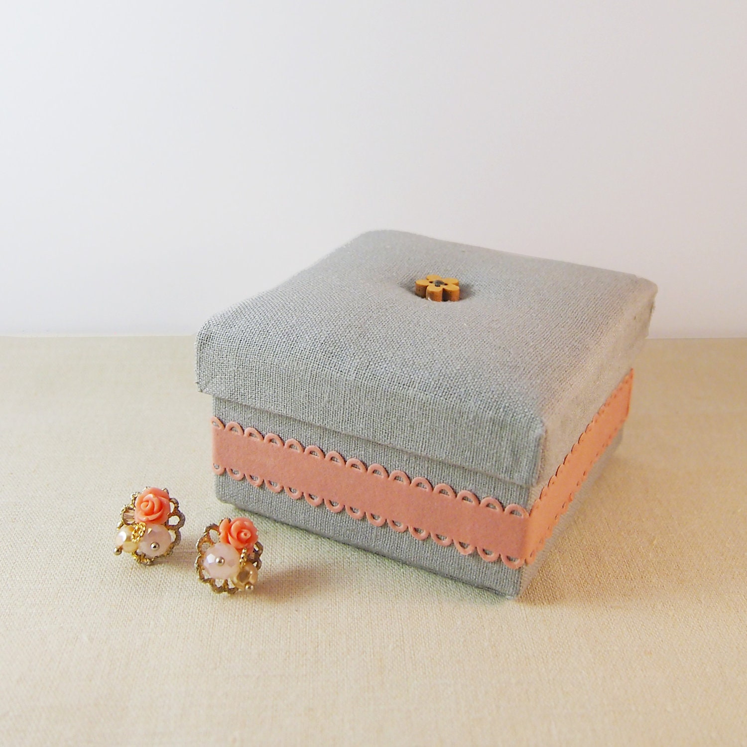 Fabric covered box in Gray Linen with Pink Scalloped Edge Riboon