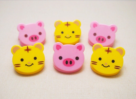 SALE Plastic Pigs and Tigers Clips (Set of 6)