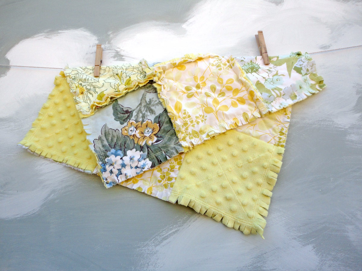 small rag quilt - yellow floral