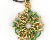 Festive Chainmaille Pendant Necklace Green and Gold - Lehane