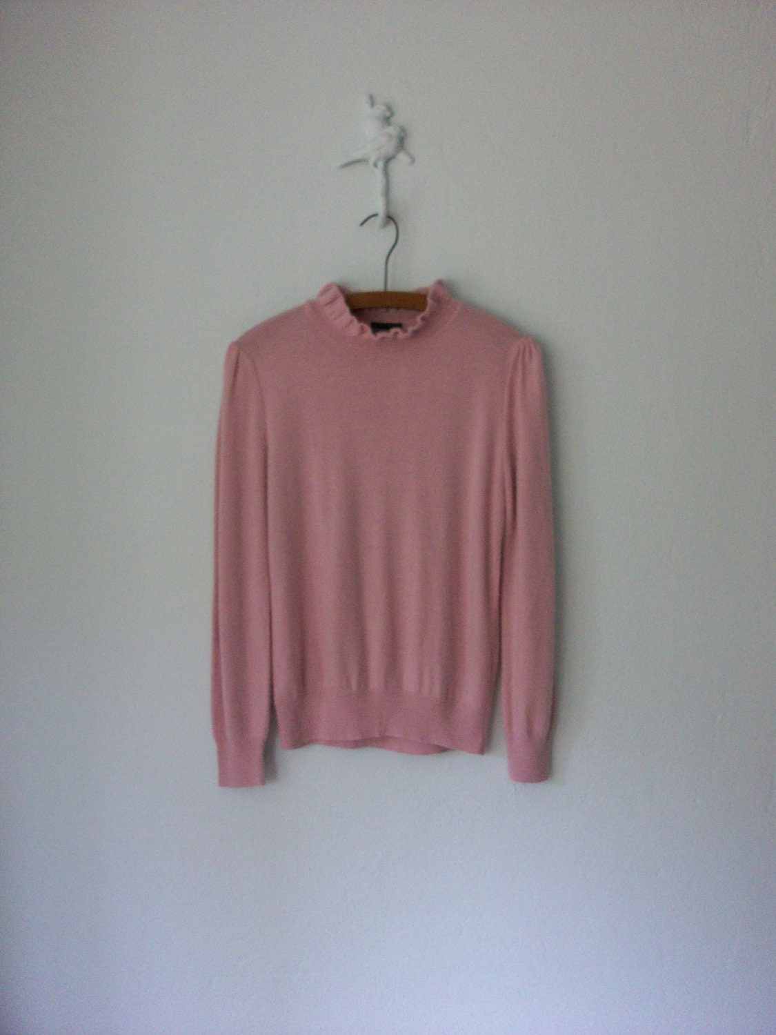 Pink Ruffle Sweater ... Vintage 80s Pastel Bubblegum Knit Pullover Shirt ... Medium