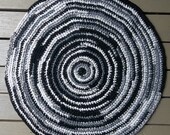 Crocheted Black and Gray Rag Rug - Rag Rug - Crocheted Rug - Round rug - Housewares - Farmhouse - Handmade - Shabby Chic - Country - recycle