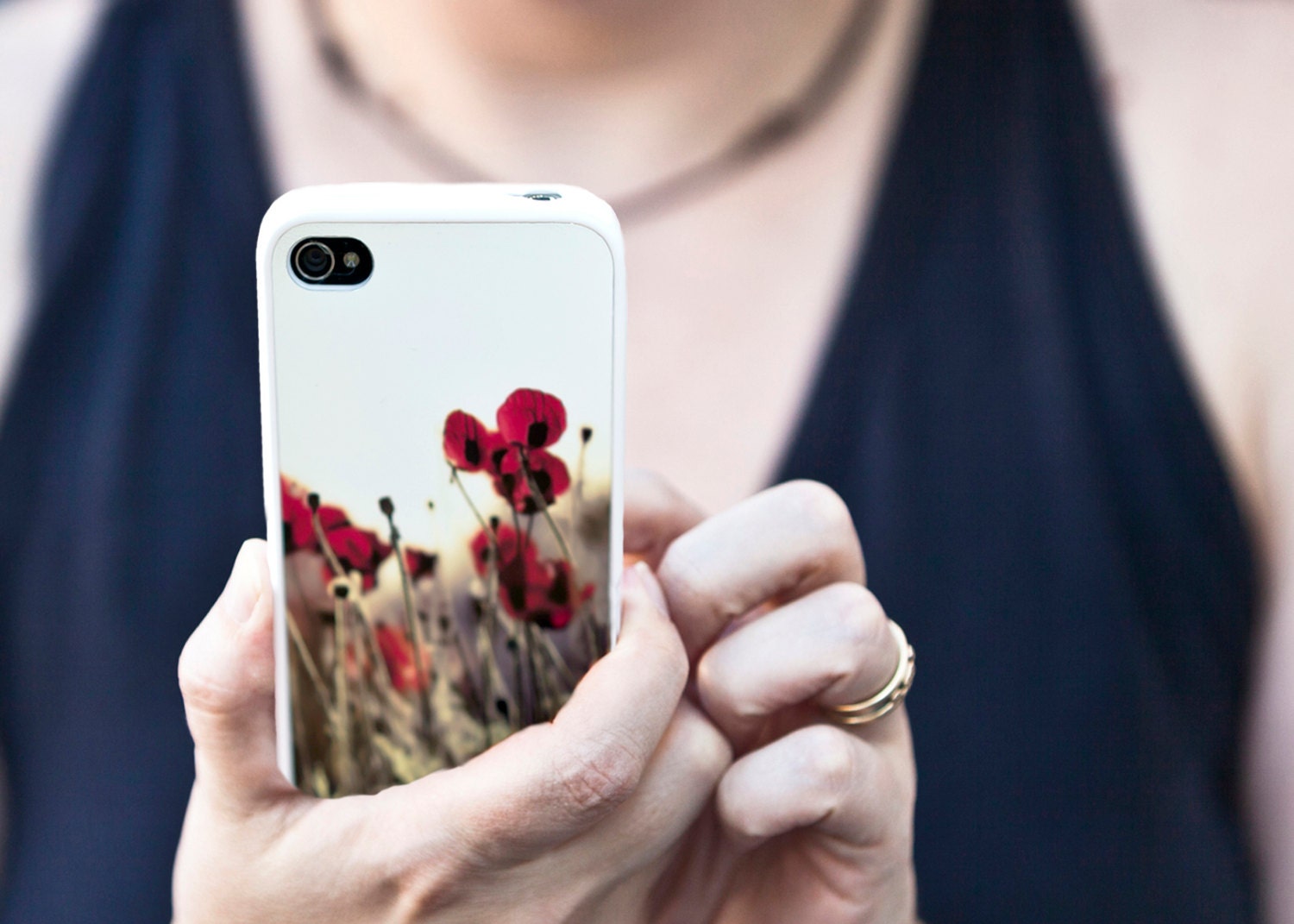 Poppy iPhone 4 case, rubber case, bright red, gadget cover, cell phone case for iphone 4, girls and women