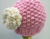 Chunky Knit Pink Toddler Hat With Flower, Knit Little Girl Hat with Flower,  Little Girl Beanie in Pink With Flower in Cream
