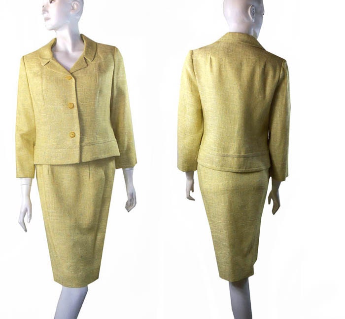 Classic  Linen VINTAGE 1950s Yellow Chartreuse Fleck Tweed Dress SUIT Jacket with Pencil Skirt Medium
