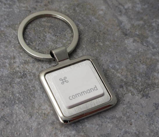 Apple command Key-Ring in white, key chain, keys, recycled, birthday, anniversary, wedding, gift