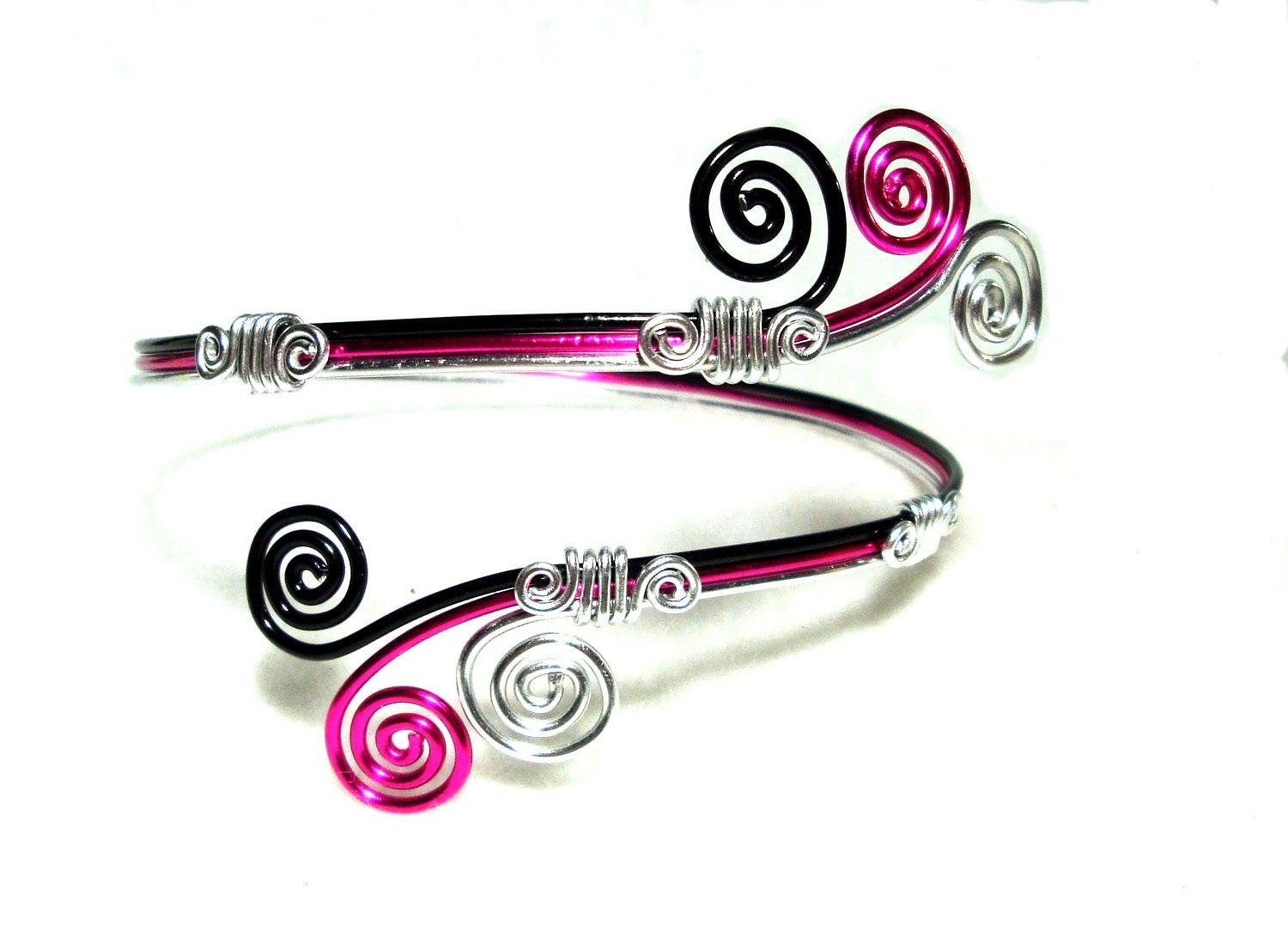 Arm Band, Arm Cuff, Black Pink and Silver Aluminum Wire