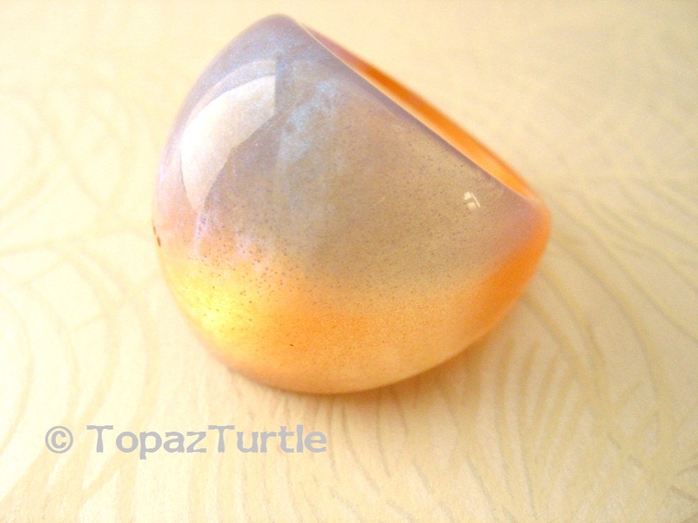 Large Peach Pink Purple Resin Ring Chunky Jewelry , Big Cocktail Resin Ring Fashion Dome Ring Shiny Contemporary jewelry TopazTurtle