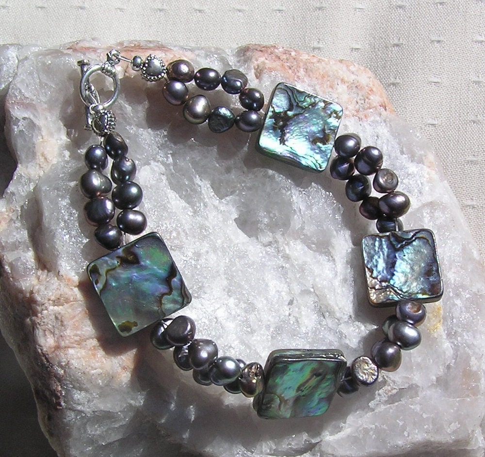 Abalone Shell & Freshwater Pearl Gemstone Bracelet - "Peacock Shimmer"