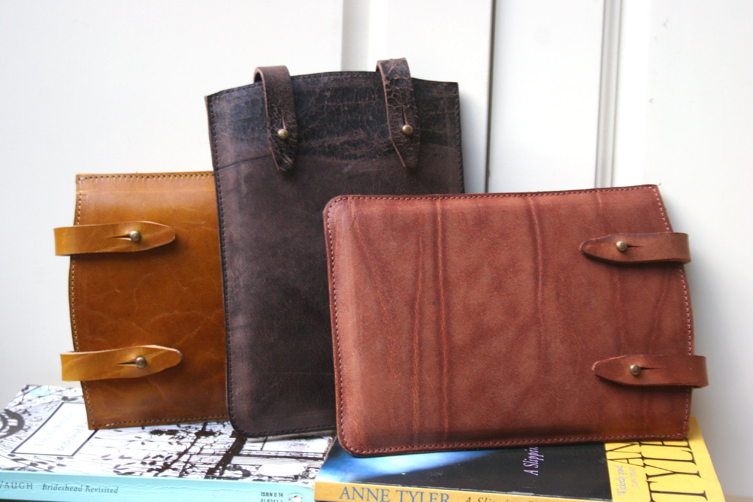 Textured Brown Kindle / Tablet / Note / Surface / Ipad Mini case Veg Tan Leather Satchel