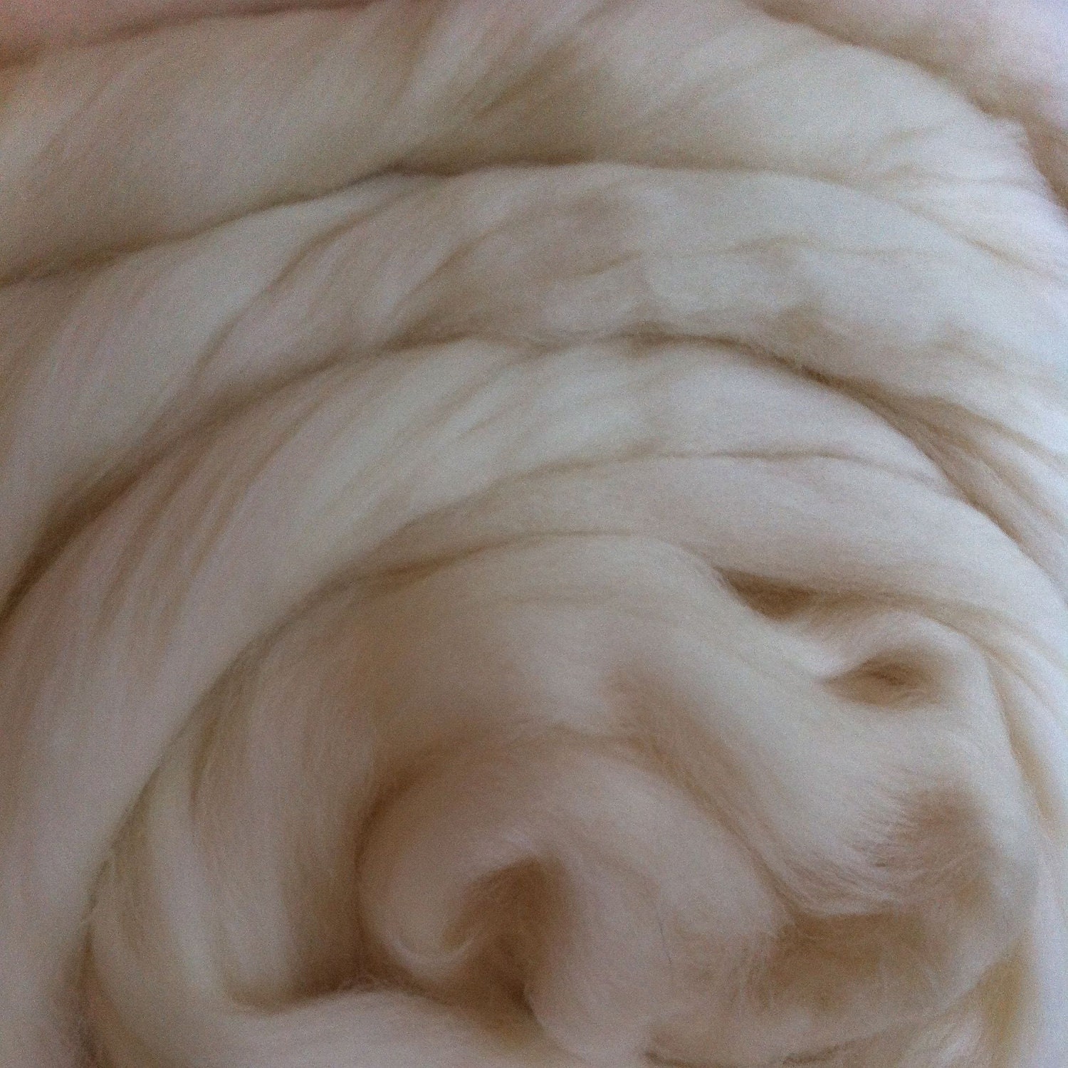 Superwash merino lamb's wool, by the ounce, undyed roving