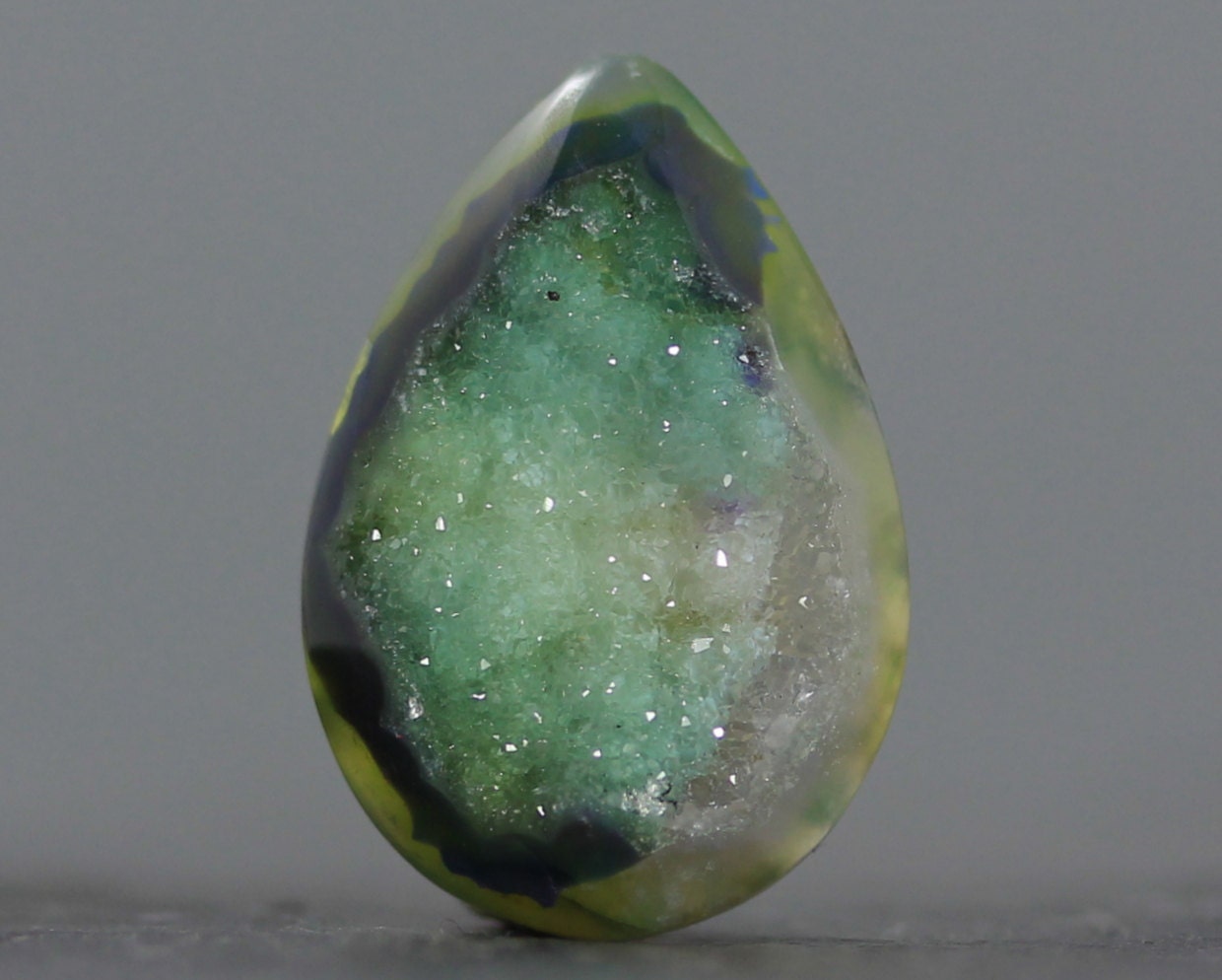 CLEARANCE - SALE - Green Druzy Agate Gemstone - 22mm (2764)