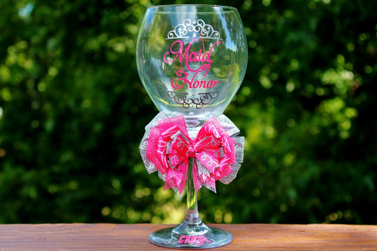 Personalized Maid of Honor Custom Name Bridal Wedding Shower Bachelorette Bridesmaid Groom Groomsman Marriage Wine Glass