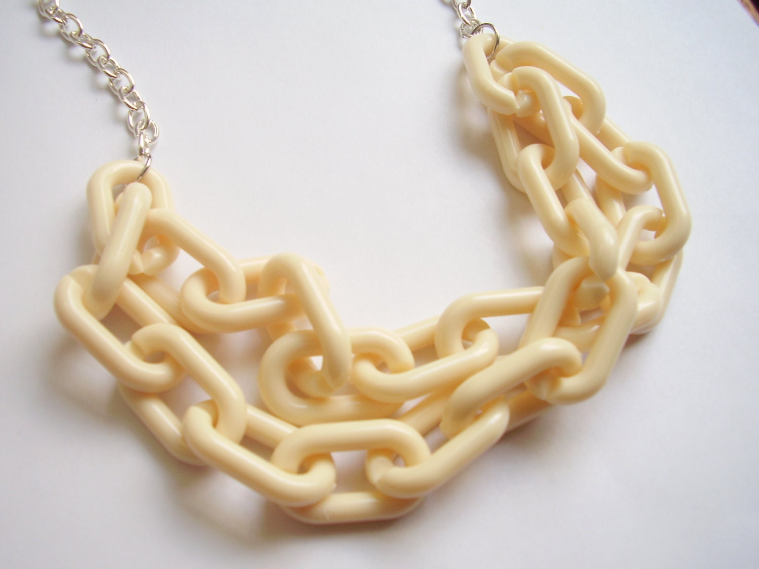 Resin cream ivory bone link silver chain chunky statement necklace