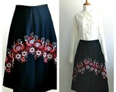 1970s  Skirt / embroidered skirt / 70s black skirt / folk skirt  / short skirt / knee length / medium large