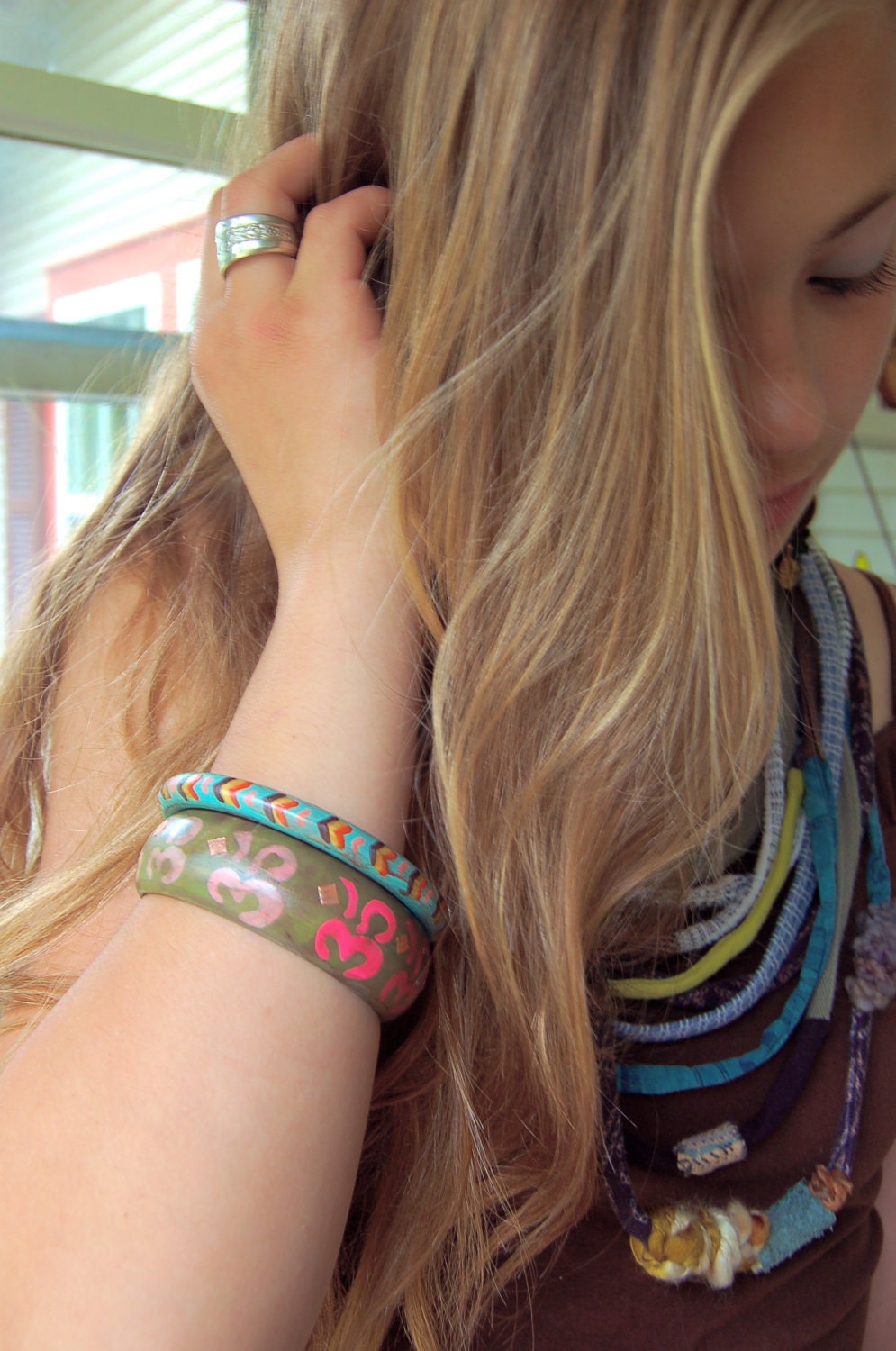 Wood bangle BRACELET, artisan, tribal, hand painted with chevron arrow design, boho, lightweight, turquoise by Zasra