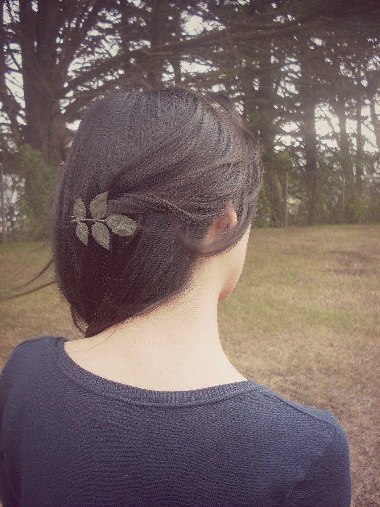 Large Black Patina Leaf Bobby Pin - Rustic Woodland Wedding Hair Accessories - Nature Inspired - Dramatic Statement Elegant Whimsical Dreamy