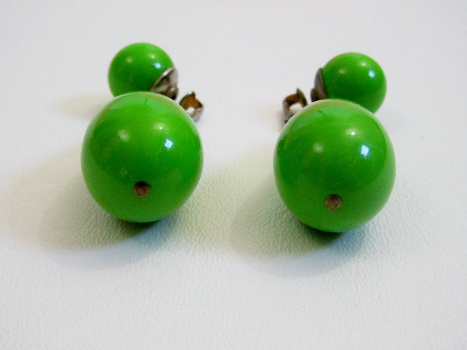 1950s Dress Earrings - Bright Green Drop Earrings