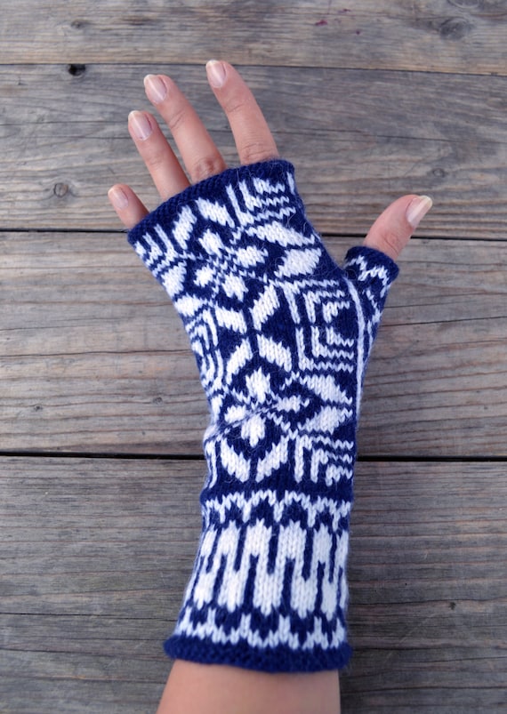 Navy Blue Knit Fingerless Gloves-Blue and White  Wool Gloves-Gloves with Stars-Scandinavian -Fall Fashion nO 50.