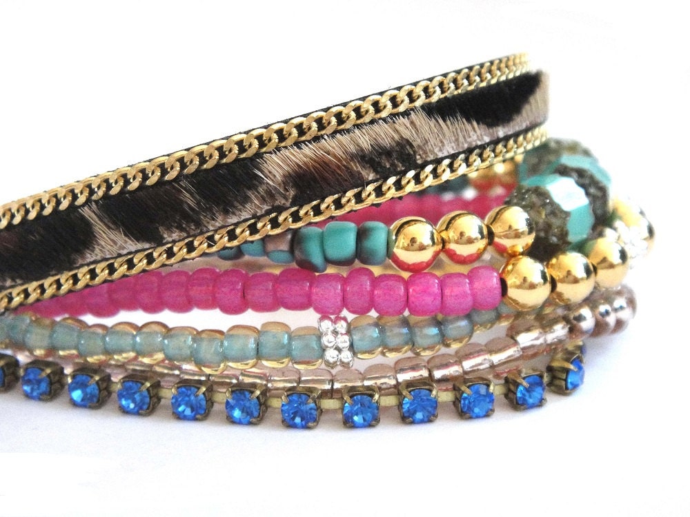 Beaded bracelet multiple strands with glass beads and leopard hair on hide leather - bohemian hippie gypsy style jewelry - hippie bracelet