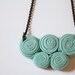 5 circles necklace / celadon