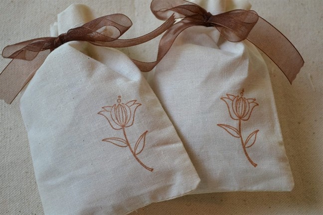 50 Small Flower with Ribbon - Organic Muslin Cotton Drawstring Favor Gift Bags 4x6 - Choose your ink color Il_570xn