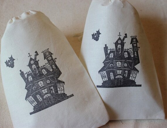 10 Muslin Favor Gift Bags - Halloween Haunted House and Bats - 5x7 Organic Cotton Treat bags Il_570xn