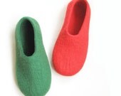 Santa Claus. Felted Wool Slippers Red left, Green right. Non Slip for Indoors. Mens sizes
