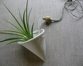 Porcelain Air Plant Hanger with etched bead