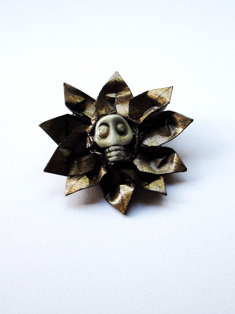 SKULL origami flower brooch