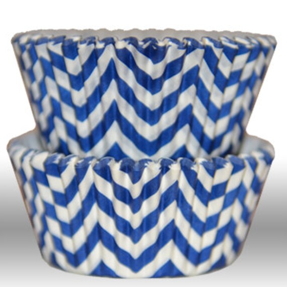 Chevron Blue GREASEPROOF Zigzag Baking Cups Cupcake Liners - Quantity 50 Il_570xn