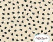 The Boo Crew by Sweetwater - Creepy Cream (5513-16) - 1 Yard