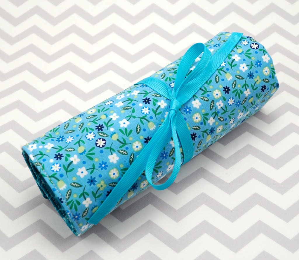 Makeup Brush Holder, Case or Roll - Vinyl Lined - Turquoise and Green Vintage Style Floral Cotton