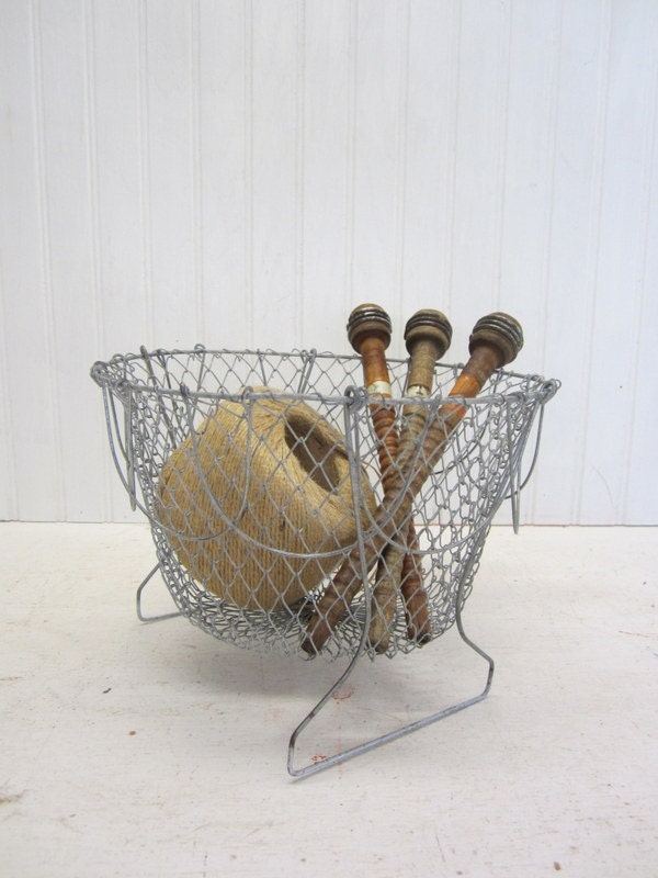 Country Wire Mesh Collapsible Egg Fruit Basket