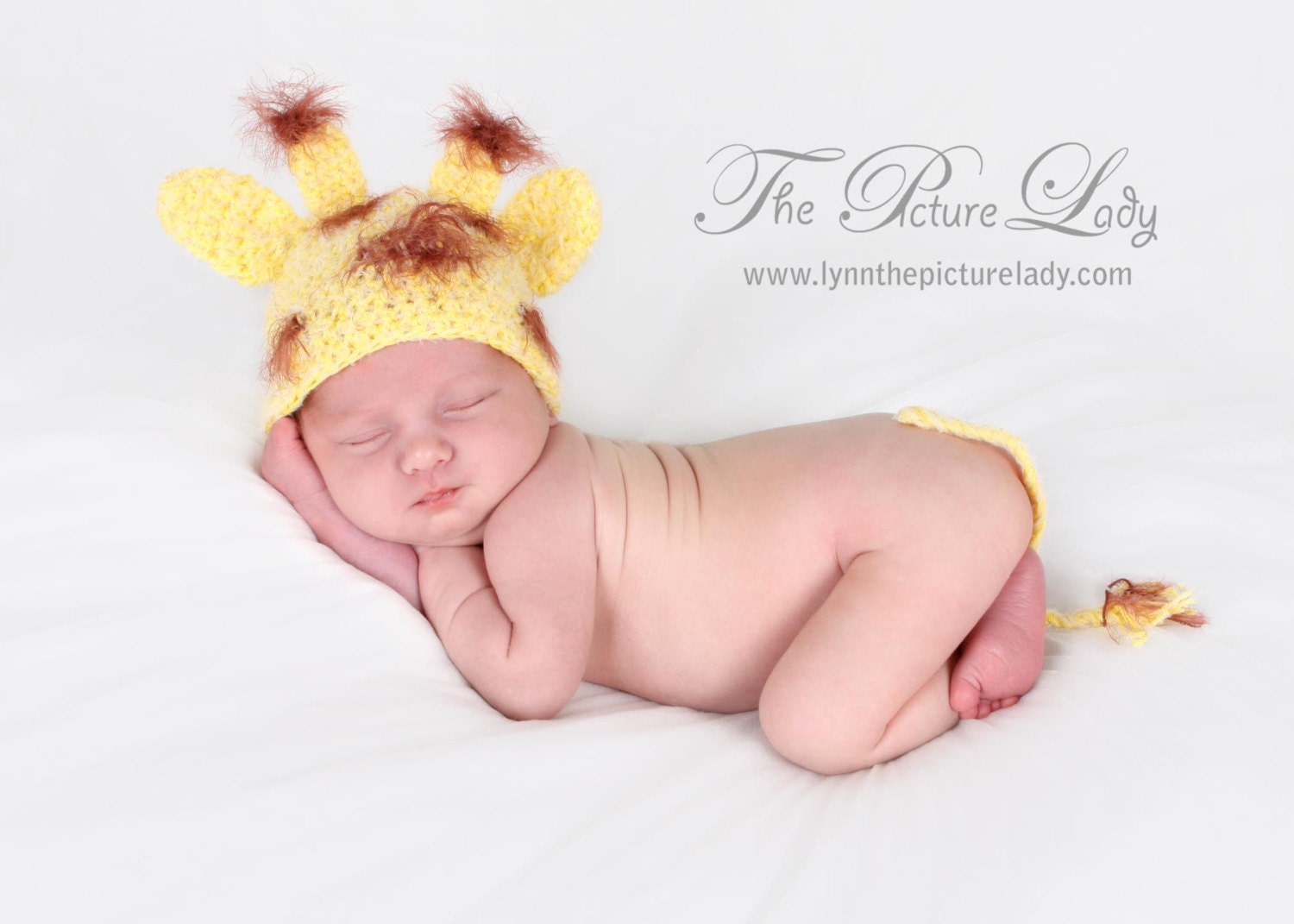 Baby Giraffe Hat and Tail  Set Newborn Crochet  Photo Prop