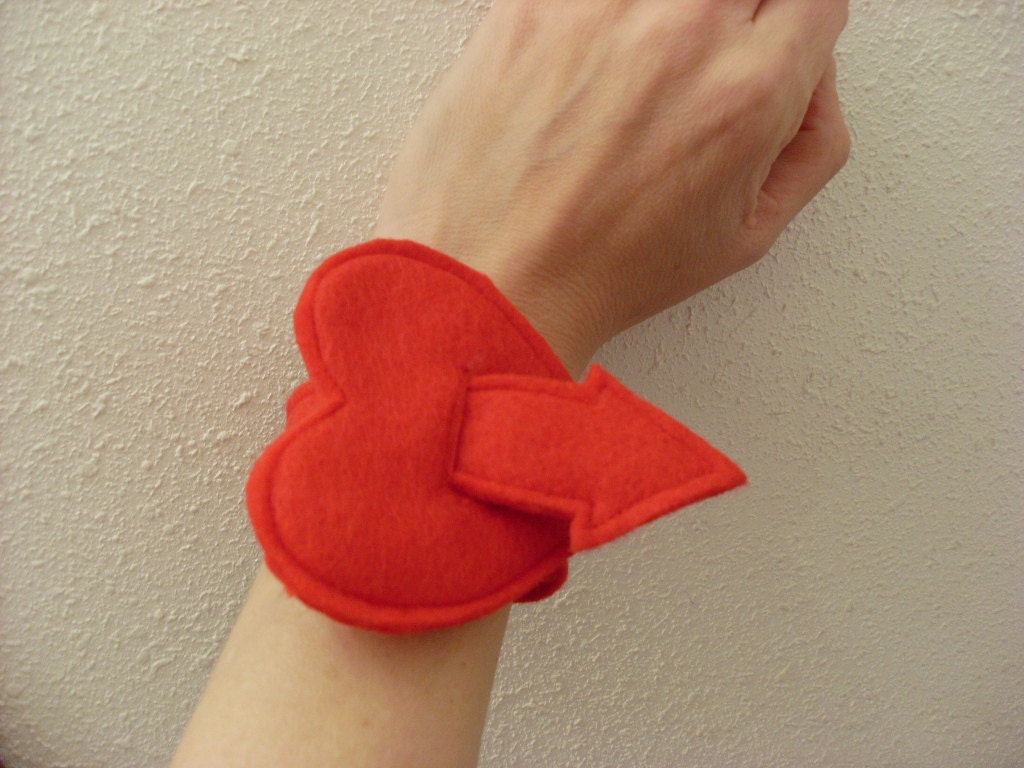 Love Red Heart Arrow Felt Cuff Bracelet Valentines Day Heart