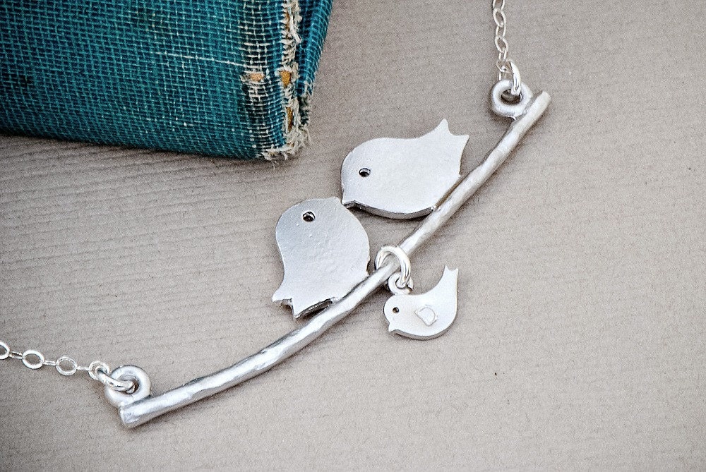 Baby Bird Personalized Initial Necklace, Family Necklace Custom Personalized Silver Jewelry, Monogram Necklace, Mother and Child Necklace