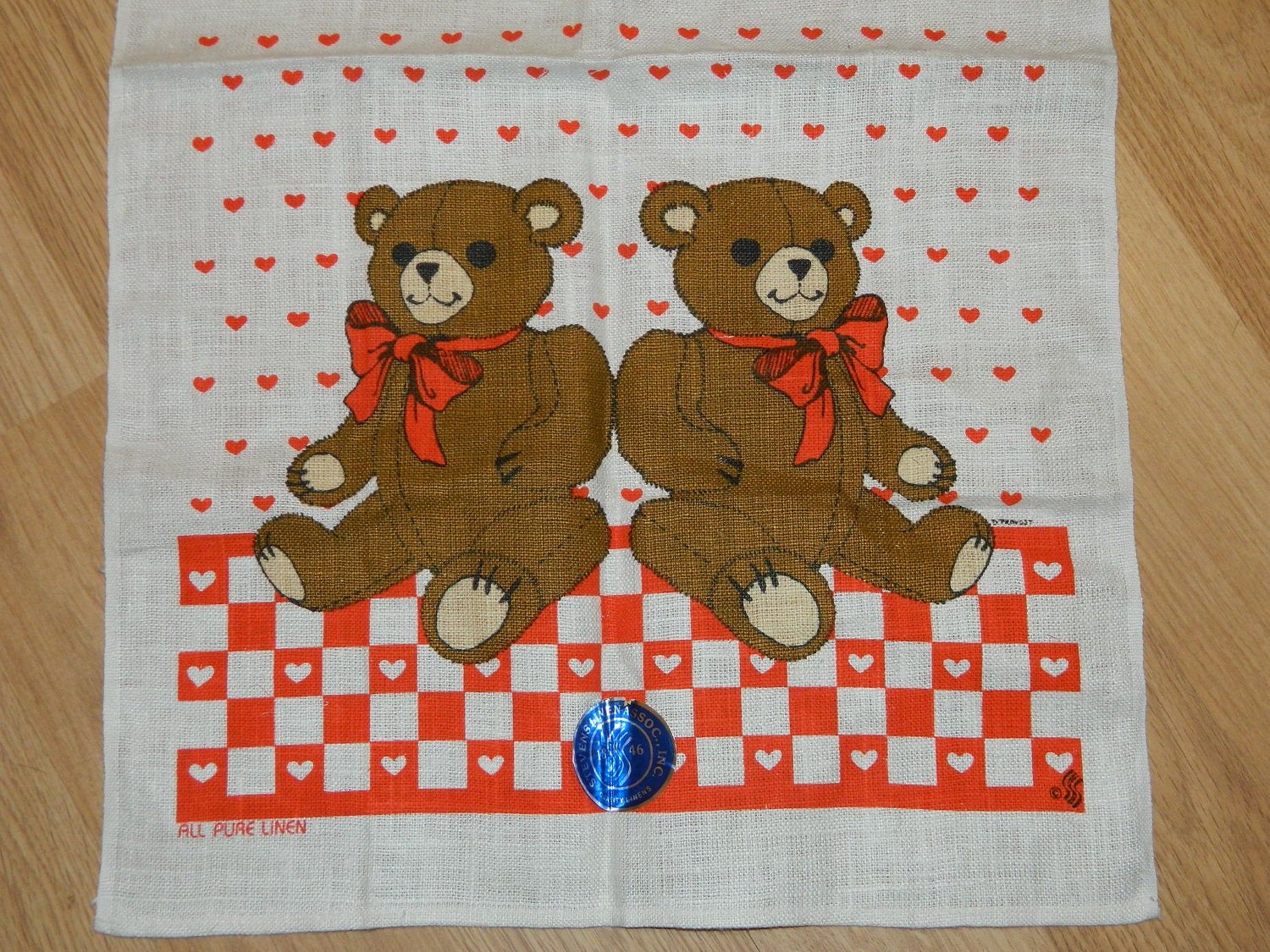 vintage tea towel Teddy bears hearts linen D. Provost
