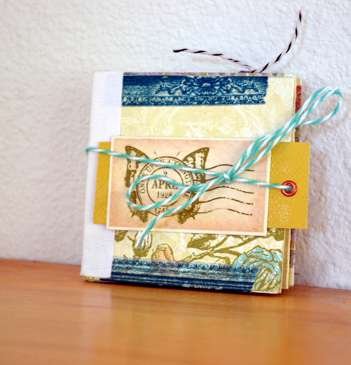 gift card holder mini book- butterflies