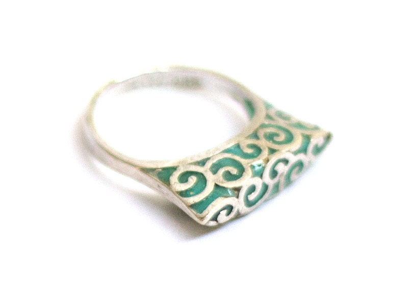 Turquoise Silver Waves ring in Sterling silver, silver spirals ring with turquoise resin, BOHO style, spring 2013
