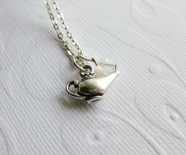 Aladdins Lamp Necklace - Silver