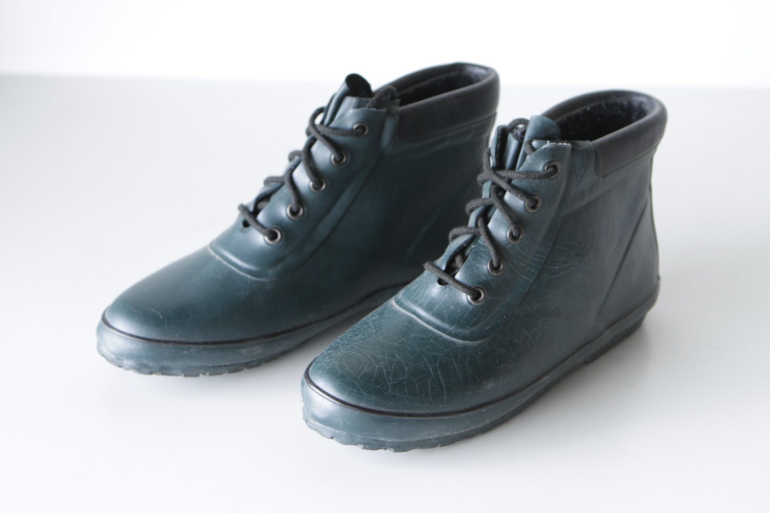 bright HUNTER green SOREL style vintage 80s 90s Rubber DUCK ankle Booties