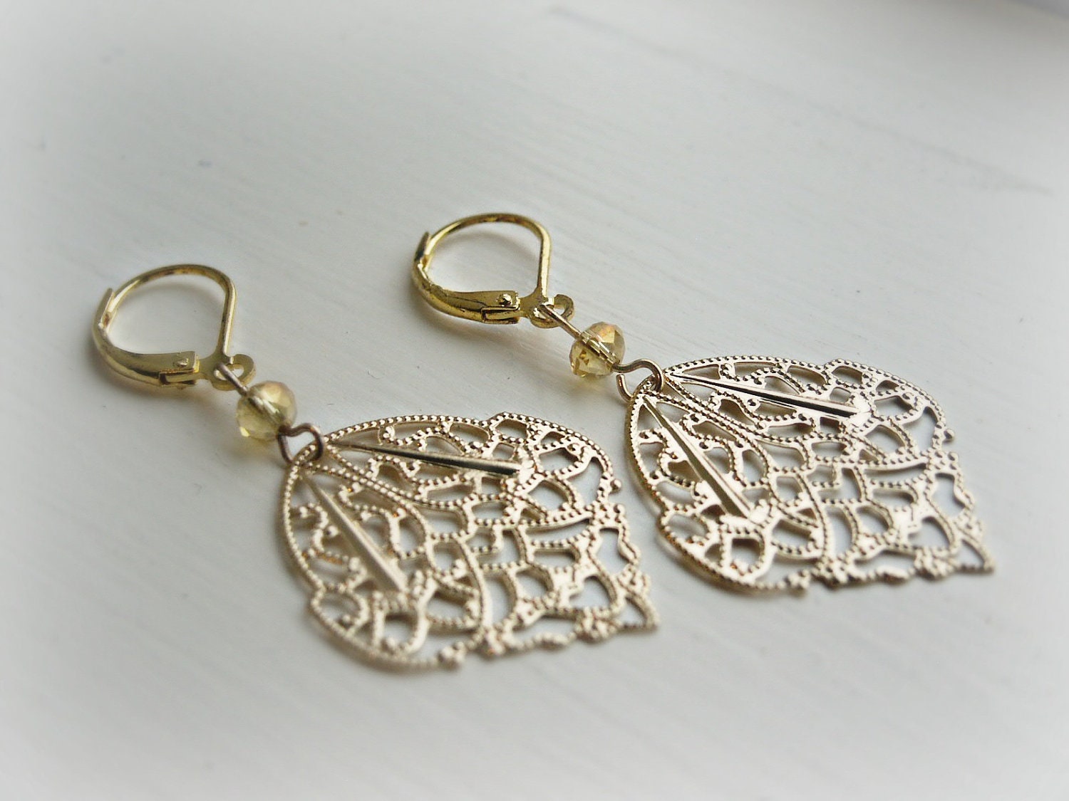 Dazzling Gold Filigree Earrings